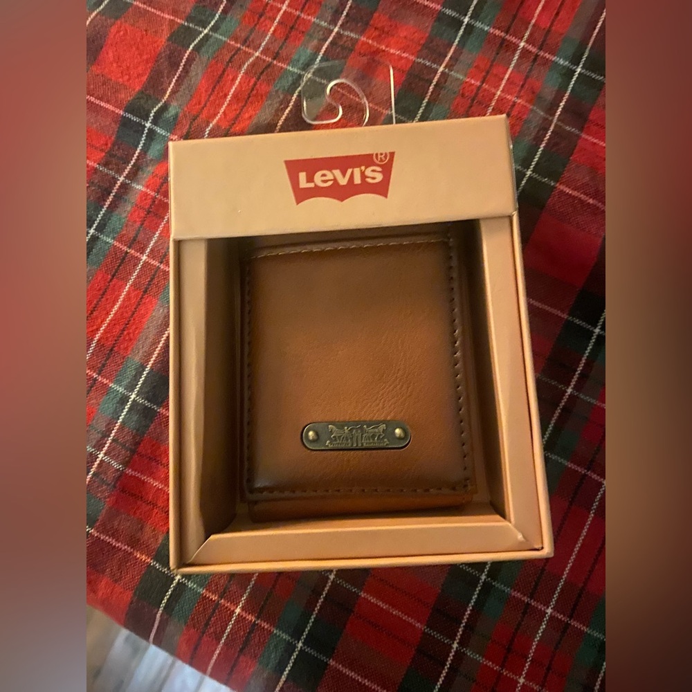 Levi's Tan/Brown Leather Card & Key Holder Wallet